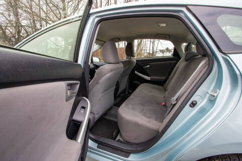 2013 Toyota Prius Plug-in Hybrid