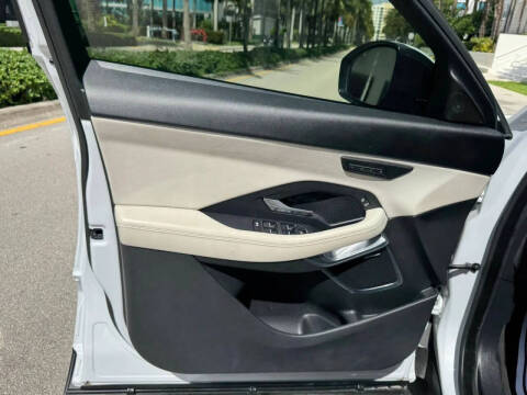 2019 Jaguar E-PACE P250 SE