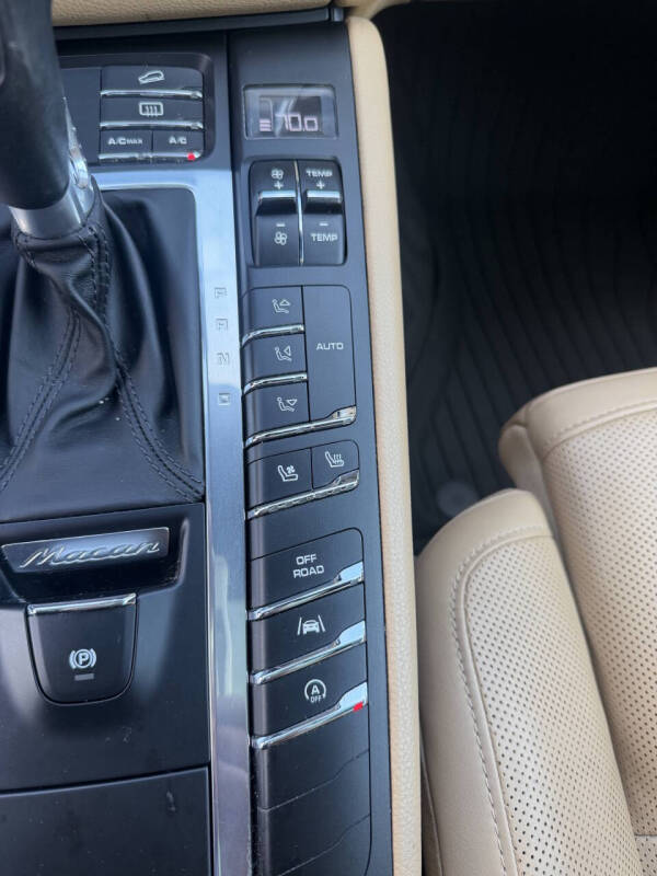 2017 Porsche Macan S