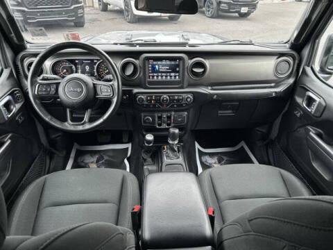 2021 Jeep Gladiator Willys