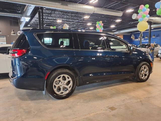 2024 Chrysler Pacifica Limited