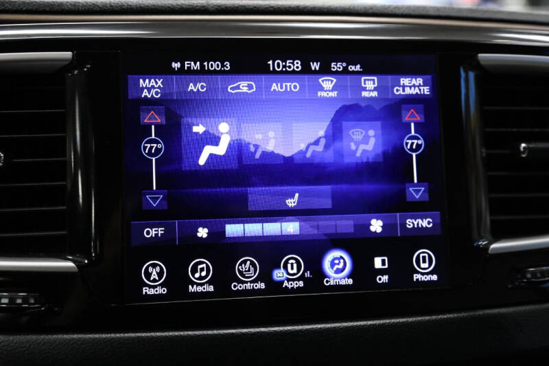 2017 Chrysler Pacifica Touring-L