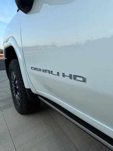 2025 GMC Sierra 2500HD Denali Ultimate