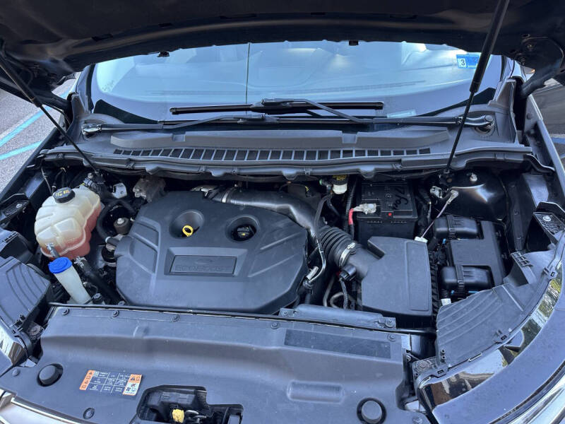2017 Ford Edge Titanium