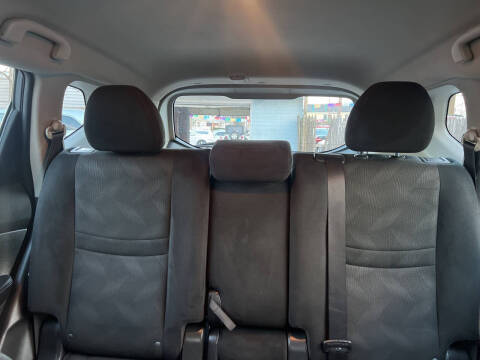 2015 Nissan Rogue SV