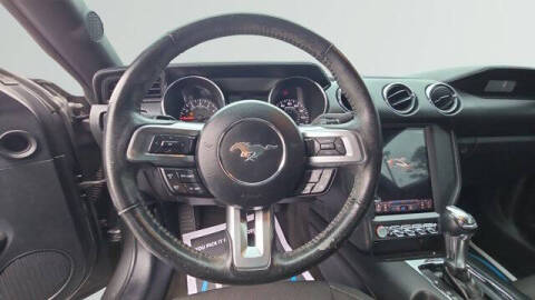 2016 Ford Mustang V6