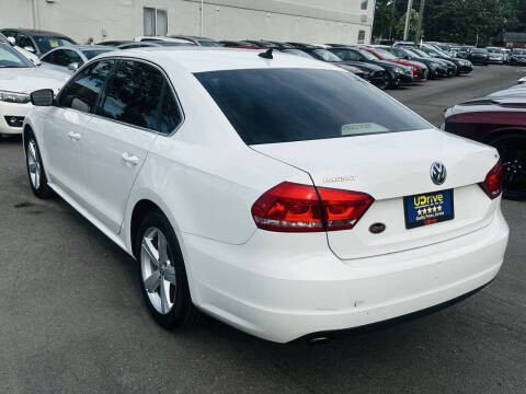 2013 Volkswagen Passat SE PZEV