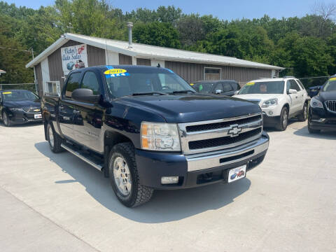 2010 Chevrolet Silverado 1500 for sale at Victor's Auto Sales Inc. in Indianola IA