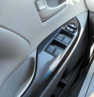 2011 Toyota Sienna LE 8-Passenger