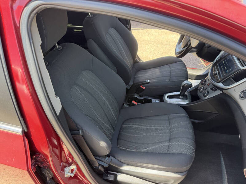 2017 Chevrolet Sonic LT Auto