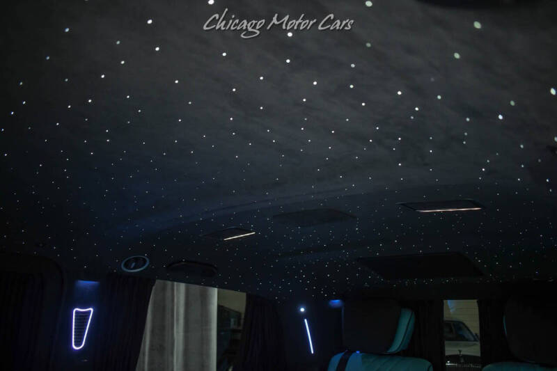 2023 Mercedes-Benz Metris Passenger