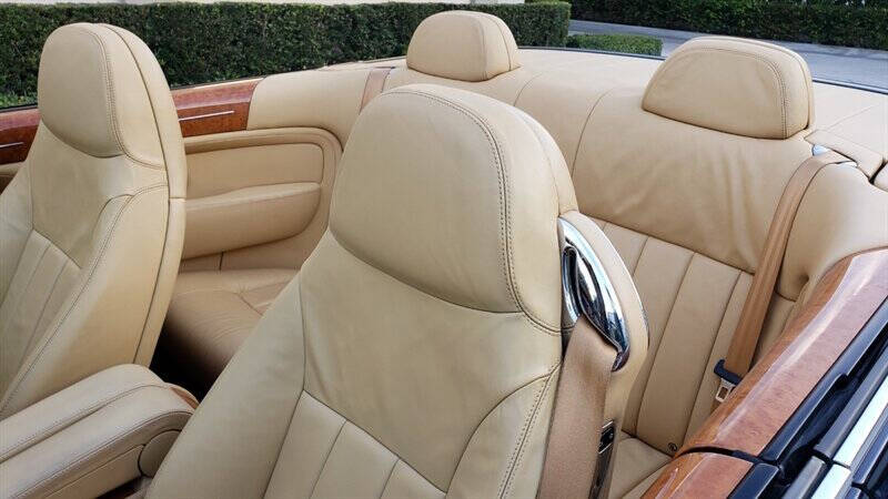 2008 Bentley Azure Base photo 10