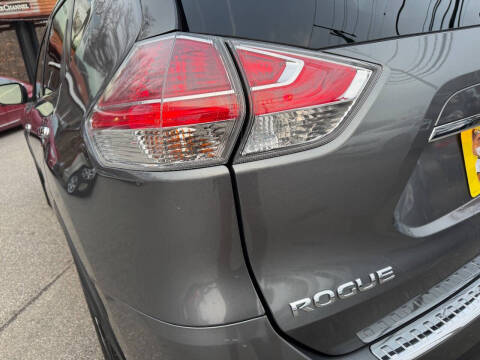 2015 Nissan Rogue SV