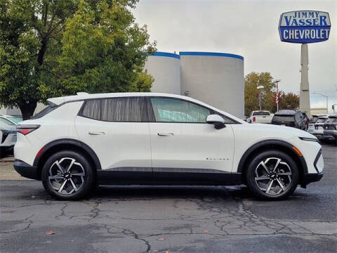 2026 Chevrolet Equinox EV LT 1