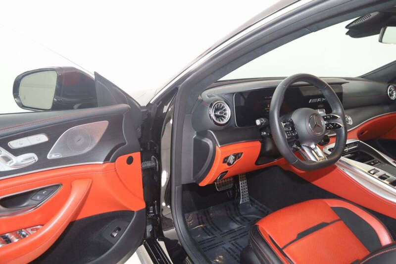 2023 Mercedes-Benz AMG GT 43