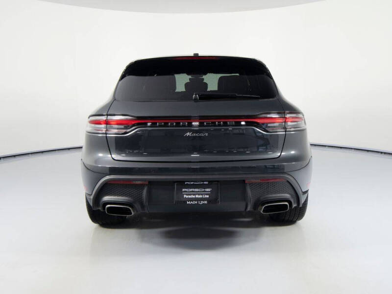 2025 Porsche Macan