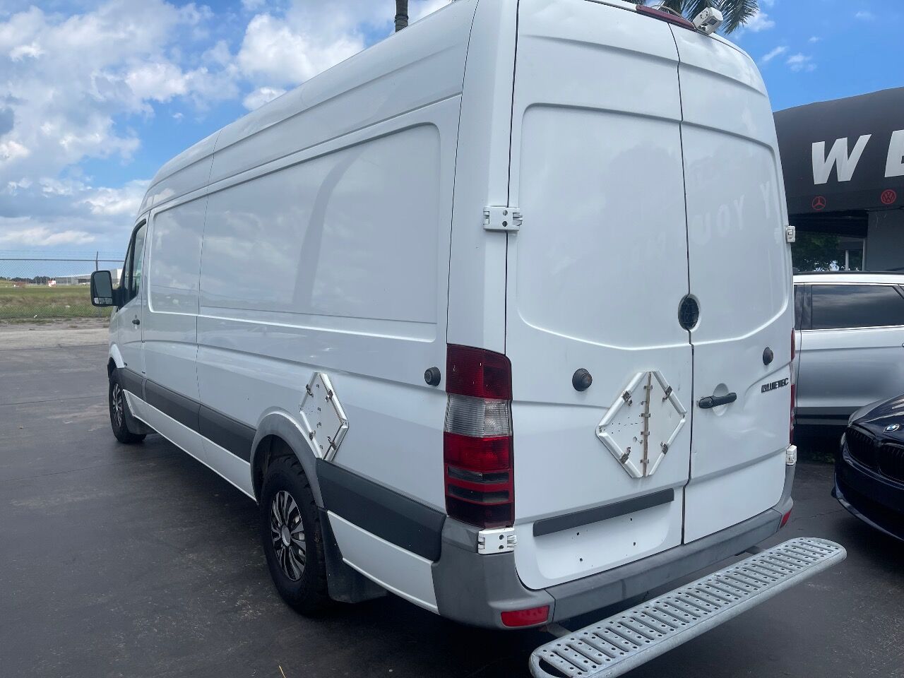 2012 MERCEDES-BENZ Sprinter Van - $16,900