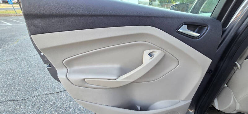 2013 Ford C-MAX Hybrid SEL