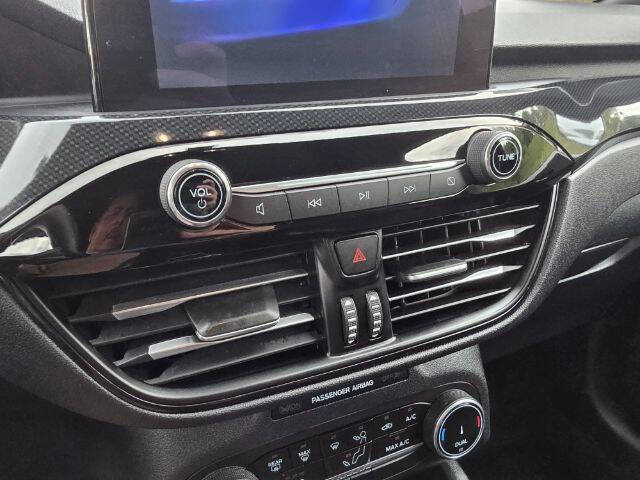 2025 Ford Escape ST-Line - Photo 19