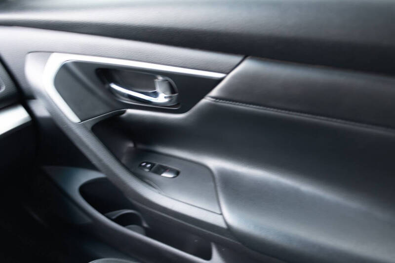 2015 Nissan Altima 2.5 SV