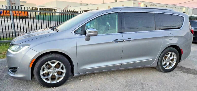 2018 Chrysler Pacifica Limited