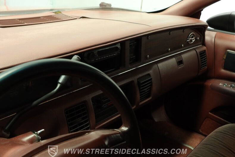 1992 Oldsmobile Custom Cruiser