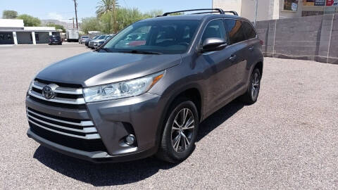 2019 Toyota Highlander for sale at 1ST AUTO & MARINE in Apache Junction AZ