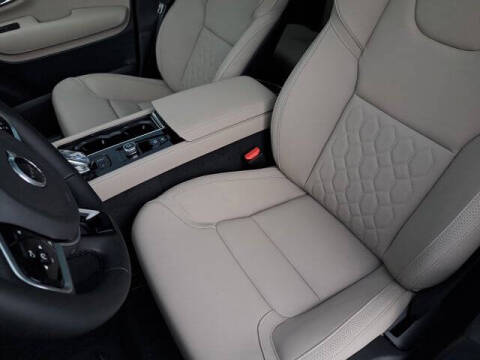 2026 Volvo XC90 B6 Plus 7P