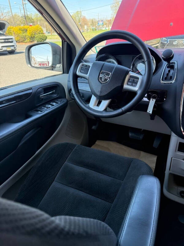 2017 Dodge Grand Caravan SE