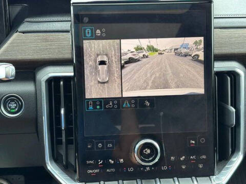 2024 GMC Acadia Denali