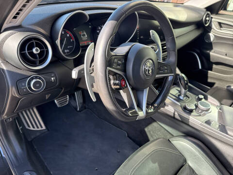 2017 Alfa Romeo Giulia Ti