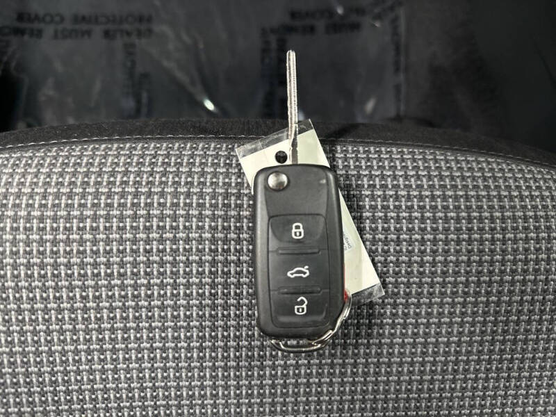 2019 Volkswagen Beetle 2.0T S