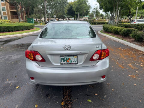 2010 Toyota Corolla LE