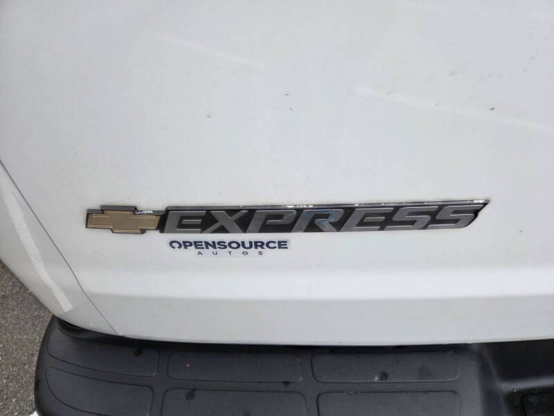 2021 Chevrolet Express 2500