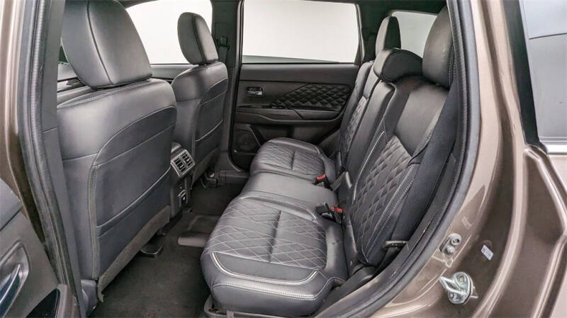 2022 Mitsubishi Outlander PHEV GT