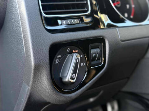 2018 Volkswagen Golf GTI S