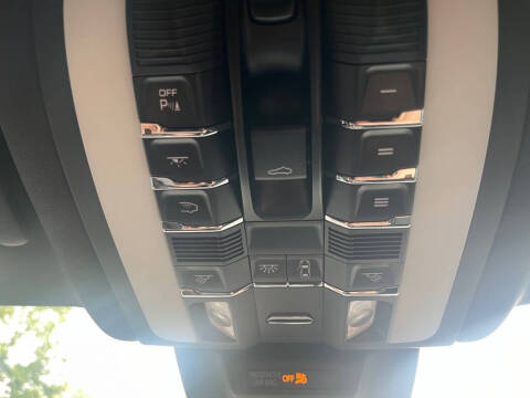 2024 Porsche Macan GTS