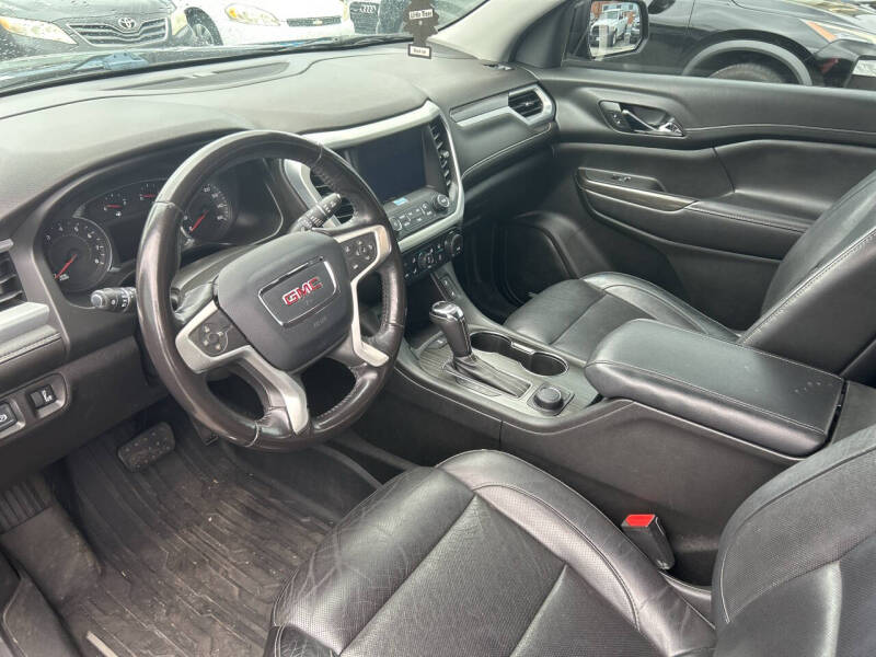 2019 GMC Acadia SLT-1