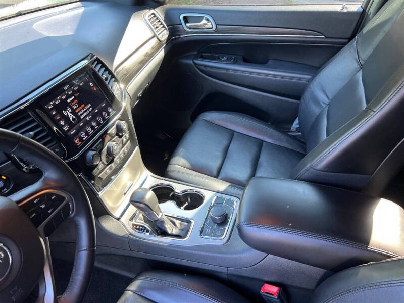 2021 Jeep Grand Cherokee Limited photo 13