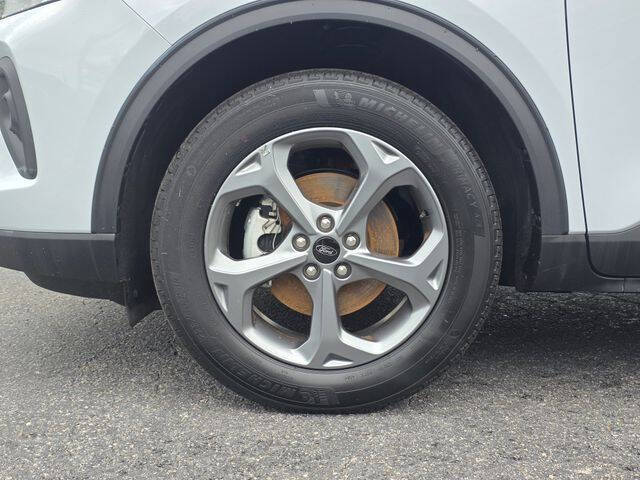 2025 Ford Escape ST-Line Select