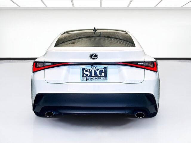 2021 Lexus IS 300