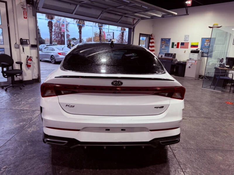 2021 Kia K5 GT-Line