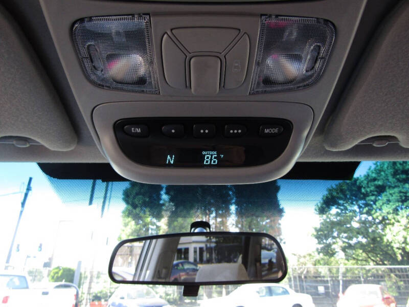 2005 Toyota Sienna LE 7 Passenger