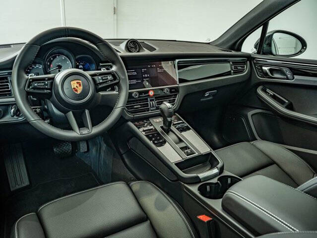 2026 Porsche Macan S