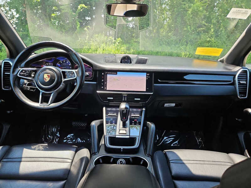 2022 Porsche Cayenne