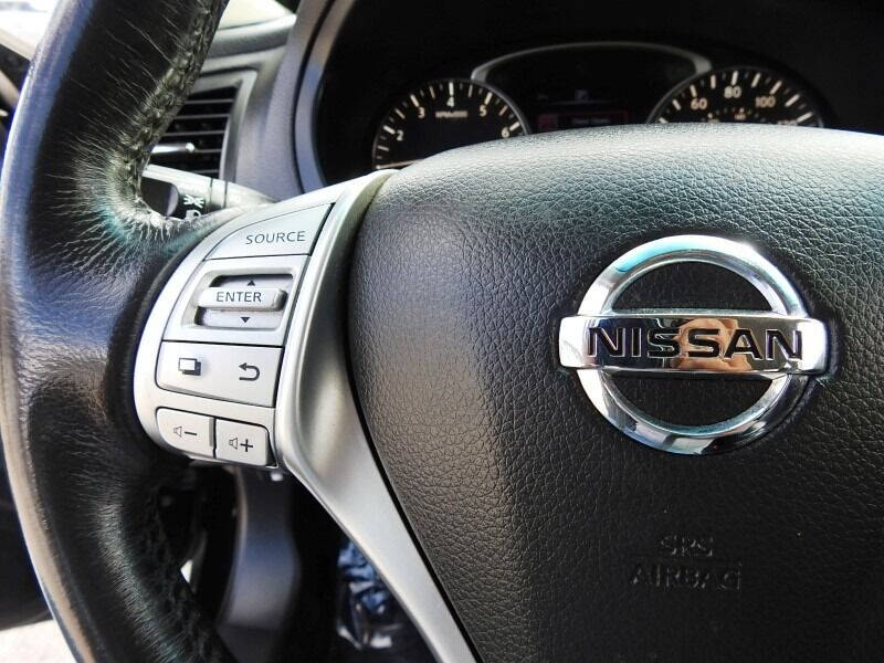 2018 Nissan Altima  - $13,900