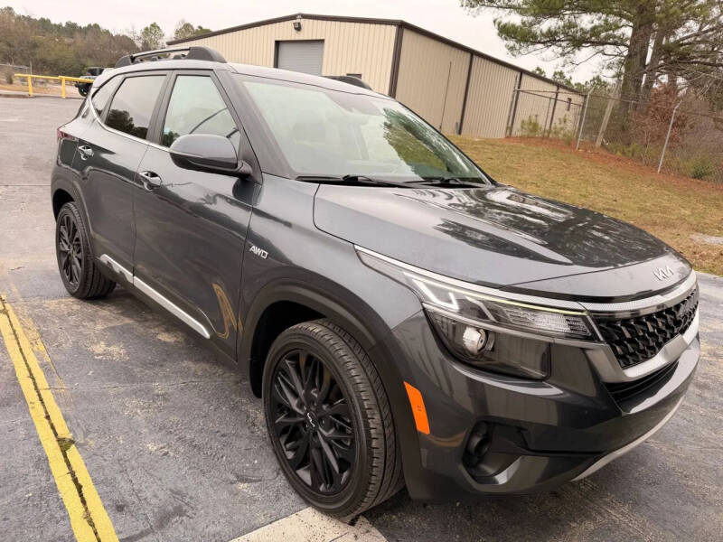 2022 Kia Seltos Nightfall