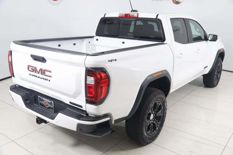 2024 GMC Canyon Elevation