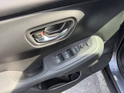 2023 Honda HR-V LX