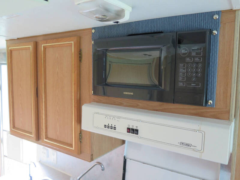 1999 Heartland Shadow Cruiser